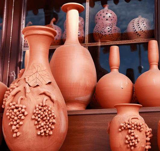 旅游市场发展对工艺美术品销售的促进作用