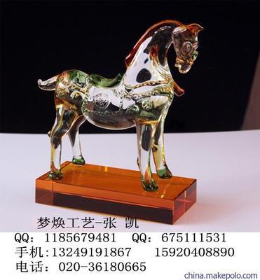 艺韵双城 哈尔滨马年纪念品与广州合金水晶工艺笔筒的文化对谈